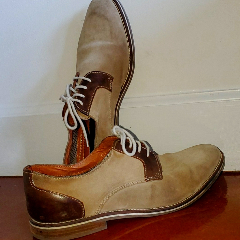 11M (US) Joseph Abboud Cream Suede Shoes